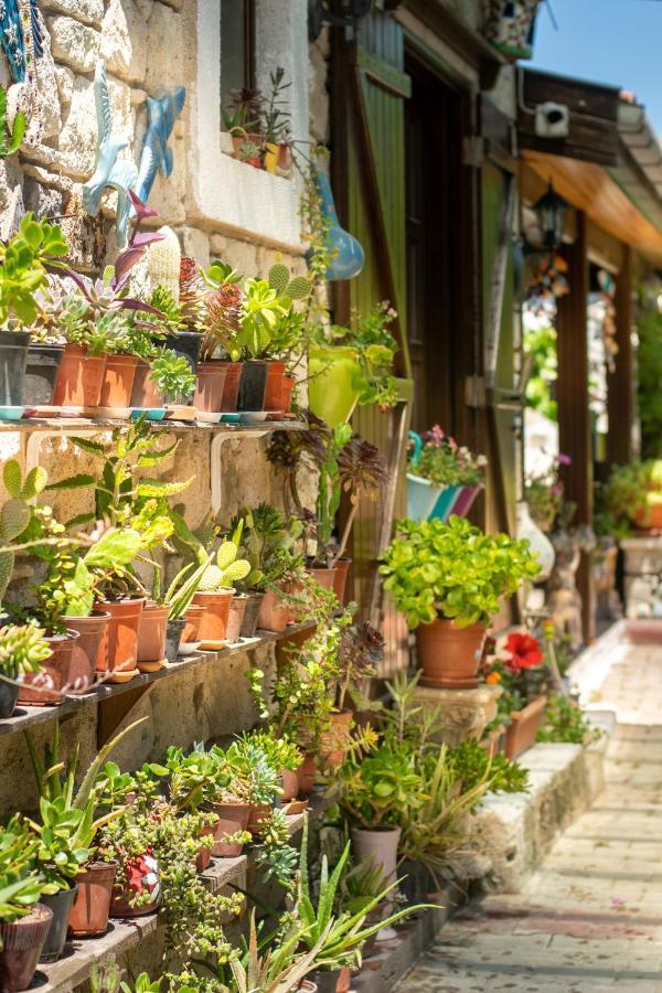 Flores Hotel Алакати Екстериор снимка