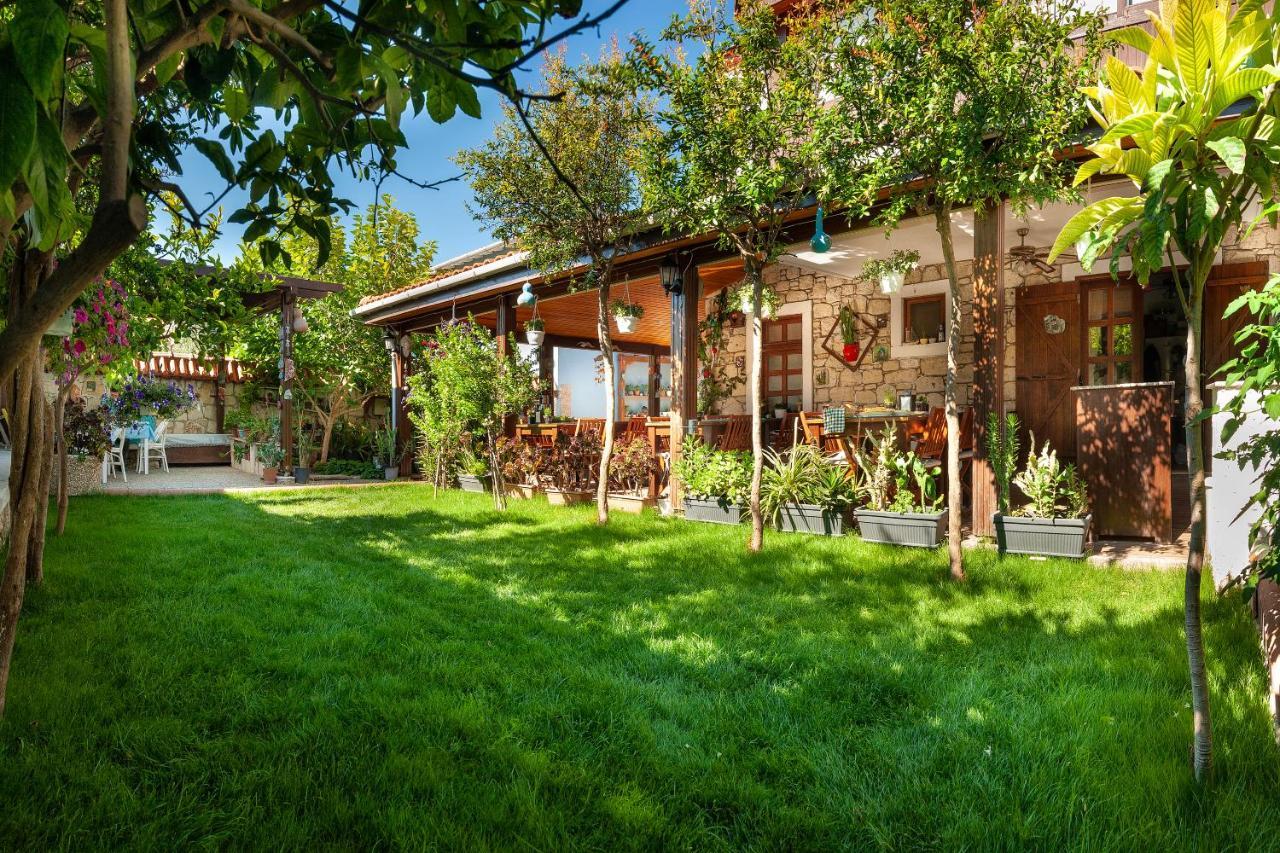 Flores Hotel Алакати Екстериор снимка