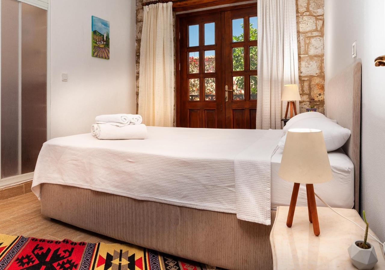 Flores Hotel Алакати Екстериор снимка
